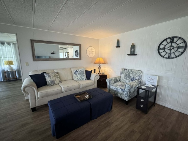 4011 Countryside Drive, Ellenton, Florida 34222, 2 Bedrooms Bedrooms, ,2 BathroomsBathrooms,55-Plus Mobile Home,For Rent,Countryside Drive,2958