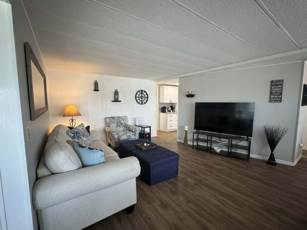 4011 Countryside Drive, Ellenton, Florida 34222, 2 Bedrooms Bedrooms, ,2 BathroomsBathrooms,55-Plus Mobile Home,For Rent,Countryside Drive,2958