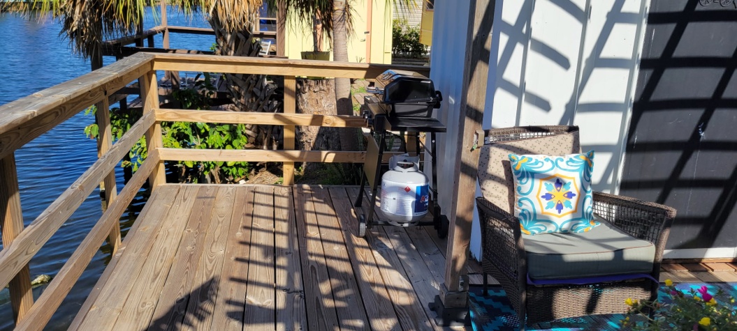 3726 Hula Circle, Ruskin, Florida 33570, 1 Bedroom Bedrooms, ,1 BathroomBathrooms,All - Age Mobile Home,For Sale,Hula Circle,4070