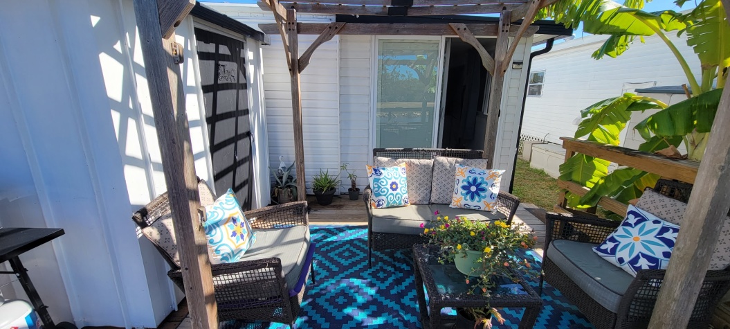 3726 Hula Circle, Ruskin, Florida 33570, 1 Bedroom Bedrooms, ,1 BathroomBathrooms,All - Age Mobile Home,For Sale,Hula Circle,4070