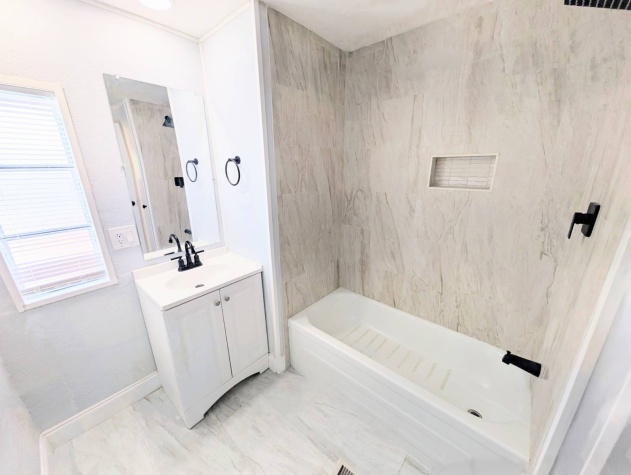 3565 58th Avenue N, Lot 140, St Petersburg, Florida 33714, 2 Bedrooms Bedrooms, ,2 BathroomsBathrooms,55-Plus Mobile Home,For Sale,58th Avenue N, Lot 140,4084