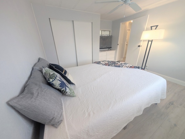 3565 58th Avenue N, Lot 140, St Petersburg, Florida 33714, 2 Bedrooms Bedrooms, ,2 BathroomsBathrooms,55-Plus Mobile Home,For Sale,58th Avenue N, Lot 140,4084