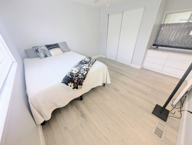 3565 58th Avenue N, Lot 140, St Petersburg, Florida 33714, 2 Bedrooms Bedrooms, ,2 BathroomsBathrooms,55-Plus Mobile Home,For Sale,58th Avenue N, Lot 140,4084