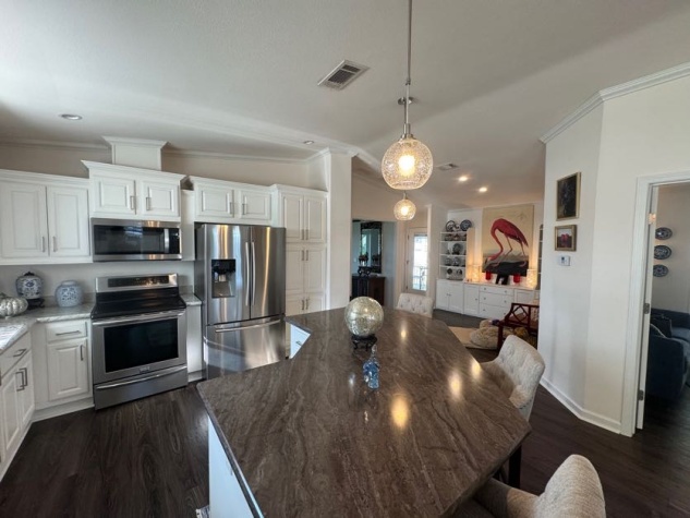 7908 Lakeshore Drive, Ellenton, Florida 34222, 3 Bedrooms Bedrooms, ,2 BathroomsBathrooms,55-Plus Mobile Home,For Sale,Lakeshore Drive,4266