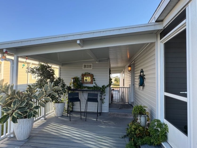 7908 Lakeshore Drive, Ellenton, Florida 34222, 3 Bedrooms Bedrooms, ,2 BathroomsBathrooms,55-Plus Mobile Home,For Sale,Lakeshore Drive,4266