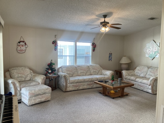 10209 Oak Forest Drive, Riverview, Florida 33569, 2 Bedrooms Bedrooms, ,2 BathroomsBathrooms,55-Plus Mobile Home,For Sale,Oak Forest Drive,4274