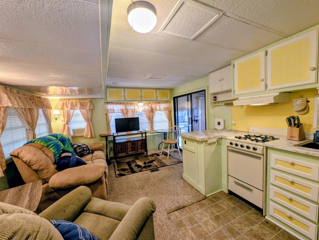 6223 Carl Shepard Drive, Ruskin, Florida 33570, 1 Bedroom Bedrooms, ,1 BathroomBathrooms,55-Plus Mobile Home,For Sale,Carl Shepard Drive,4277