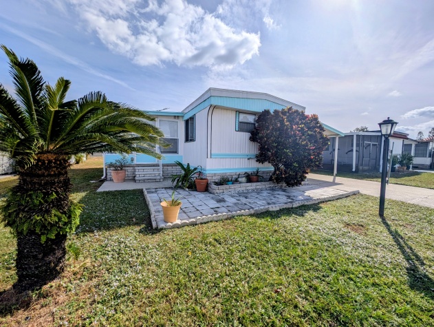 2525 Gulf City Rd, Lot 87, Ruskin, Florida 33570, 2 Bedrooms Bedrooms, ,2 BathroomsBathrooms,55-Plus Mobile Home,For Sale,Gulf City Rd, Lot 87,4278