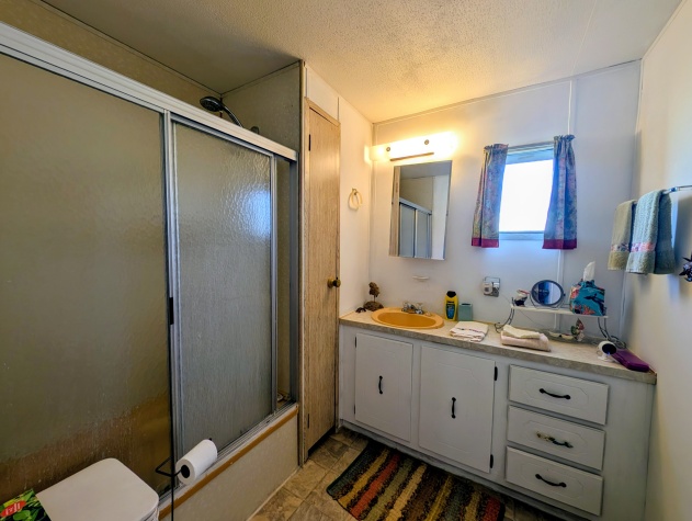 2525 Gulf City Rd, Lot 87, Ruskin, Florida 33570, 2 Bedrooms Bedrooms, ,2 BathroomsBathrooms,55-Plus Mobile Home,For Sale,Gulf City Rd, Lot 87,4278