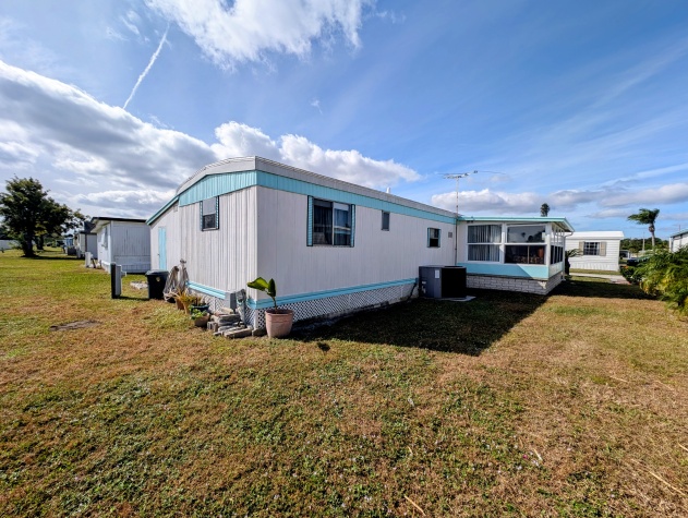 2525 Gulf City Rd, Lot 87, Ruskin, Florida 33570, 2 Bedrooms Bedrooms, ,2 BathroomsBathrooms,55-Plus Mobile Home,For Sale,Gulf City Rd, Lot 87,4278