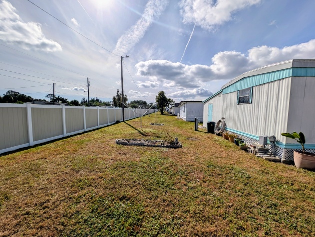 2525 Gulf City Rd, Lot 87, Ruskin, Florida 33570, 2 Bedrooms Bedrooms, ,2 BathroomsBathrooms,55-Plus Mobile Home,For Sale,Gulf City Rd, Lot 87,4278