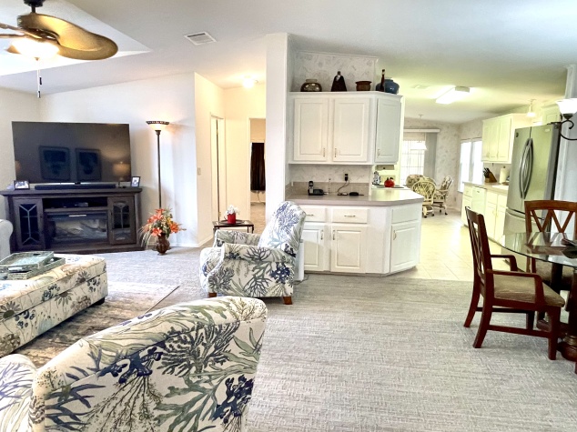 8604 26th Drive E, Palmetto, Florida 34221, 2 Bedrooms Bedrooms, ,2 BathroomsBathrooms,55-Plus Mobile Home,For Sale,26th Drive E,4280