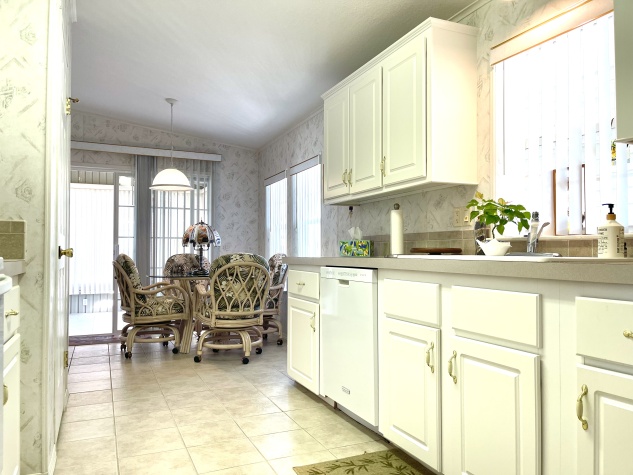 8604 26th Drive E, Palmetto, Florida 34221, 2 Bedrooms Bedrooms, ,2 BathroomsBathrooms,55-Plus Mobile Home,For Sale,26th Drive E,4280