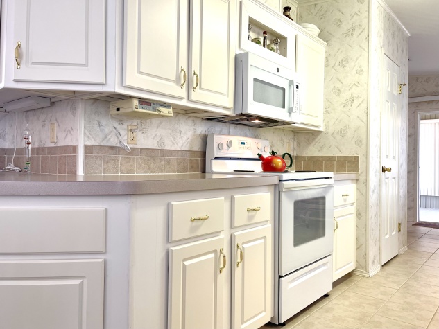 8604 26th Drive E, Palmetto, Florida 34221, 2 Bedrooms Bedrooms, ,2 BathroomsBathrooms,55-Plus Mobile Home,For Sale,26th Drive E,4280