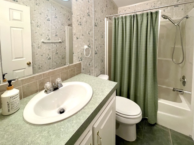 8604 26th Drive E, Palmetto, Florida 34221, 2 Bedrooms Bedrooms, ,2 BathroomsBathrooms,55-Plus Mobile Home,For Sale,26th Drive E,4280