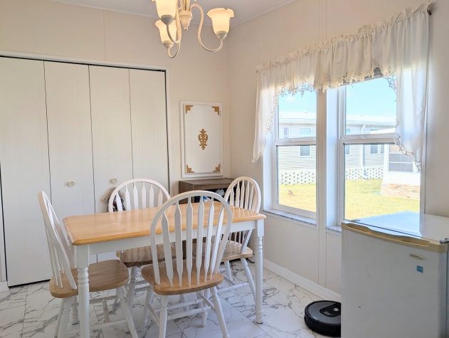 9910 Suncrest St, Parrish, Florida 34219, 3 Bedrooms Bedrooms, ,2 BathroomsBathrooms,55-Plus Mobile Home,For Sale,Suncrest St,4281