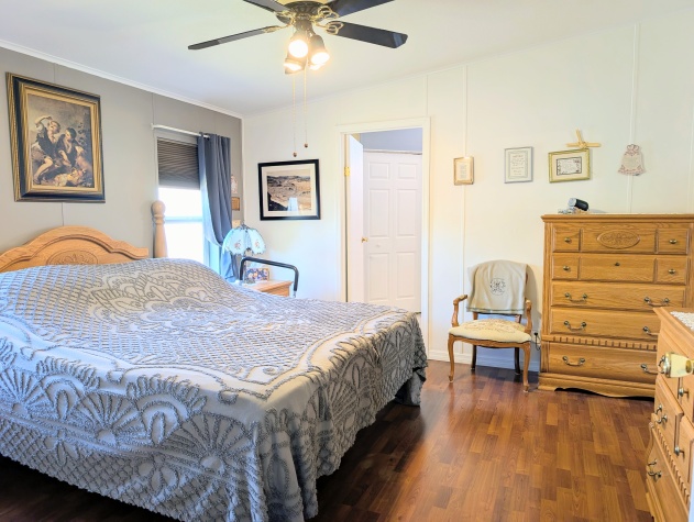 9910 Suncrest St, Parrish, Florida 34219, 3 Bedrooms Bedrooms, ,2 BathroomsBathrooms,55-Plus Mobile Home,For Sale,Suncrest St,4281