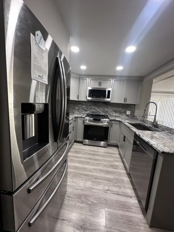 6011 Madeira Avenue, New Port Richey, Florida 34653, 2 Bedrooms Bedrooms, ,2 BathroomsBathrooms,55-Plus Mobile Home,For Sale,Madeira Avenue,4282