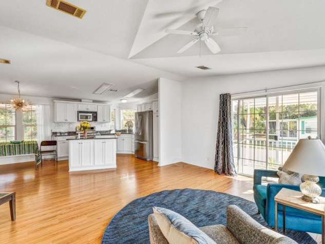 620 57th Avenue W, Lot J3, Bradenton, Florida 34207, 2 Bedrooms Bedrooms, ,2 BathroomsBathrooms,55-Plus Mobile Home,For Sale,57th Avenue W, Lot J3,4283