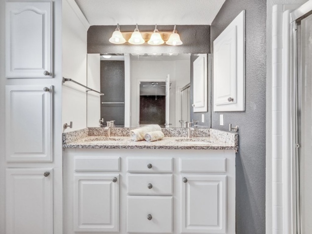 620 57th Avenue W, Lot J3, Bradenton, Florida 34207, 2 Bedrooms Bedrooms, ,2 BathroomsBathrooms,55-Plus Mobile Home,For Sale,57th Avenue W, Lot J3,4283