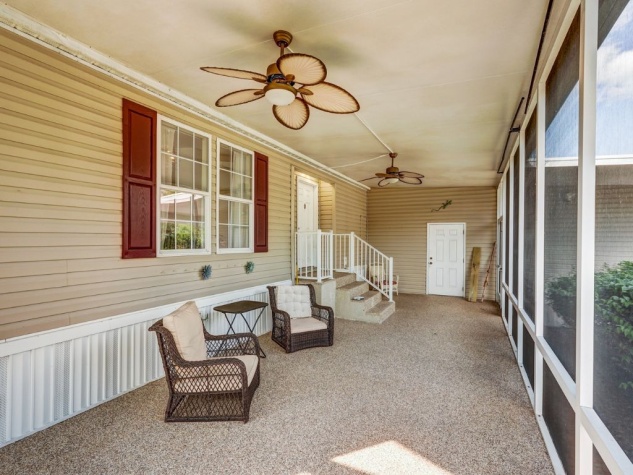 620 57th Avenue W, Lot J3, Bradenton, Florida 34207, 2 Bedrooms Bedrooms, ,2 BathroomsBathrooms,55-Plus Mobile Home,For Sale,57th Avenue W, Lot J3,4283