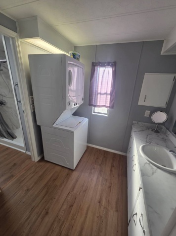 5200 28th St N, Lot 637, St Petersburg, Florida 33714, 2 Bedrooms Bedrooms, ,2 BathroomsBathrooms,55-Plus Mobile Home,For Sale,28th St N, Lot 637,4286