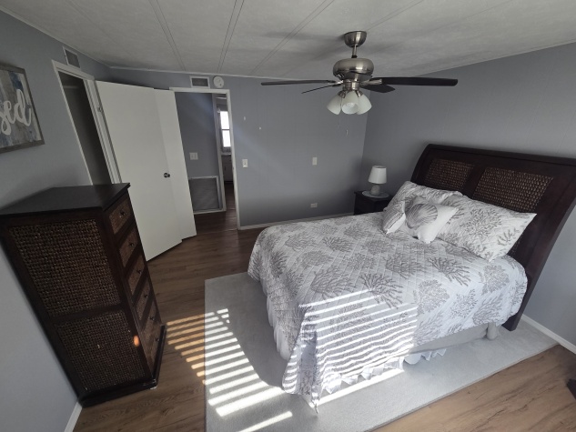 5200 28th St N, Lot 637, St Petersburg, Florida 33714, 2 Bedrooms Bedrooms, ,2 BathroomsBathrooms,55-Plus Mobile Home,For Sale,28th St N, Lot 637,4286