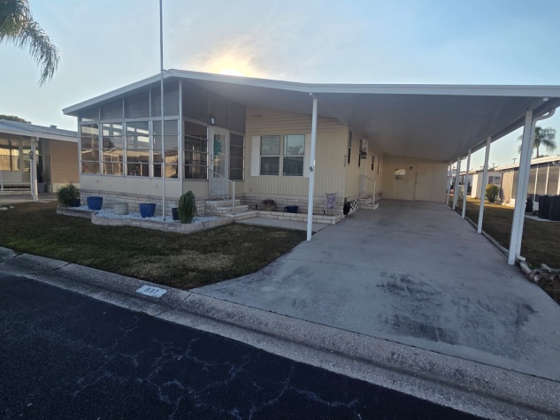 5200 28th St N, Lot 637, St Petersburg, Florida 33714, 2 Bedrooms Bedrooms, ,2 BathroomsBathrooms,55-Plus Mobile Home,For Sale,28th St N, Lot 637,4286