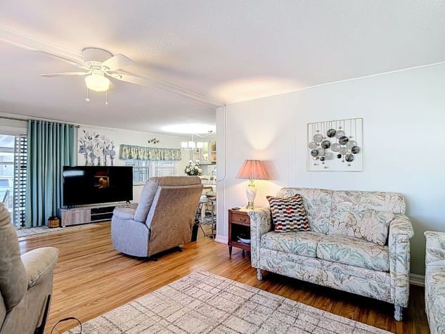 1305 Arizona Avenue, Frostproof, Florida 33843, 2 Bedrooms Bedrooms, ,2 BathroomsBathrooms,55-Plus Mobile Home,For Sale,Arizona Avenue,4289