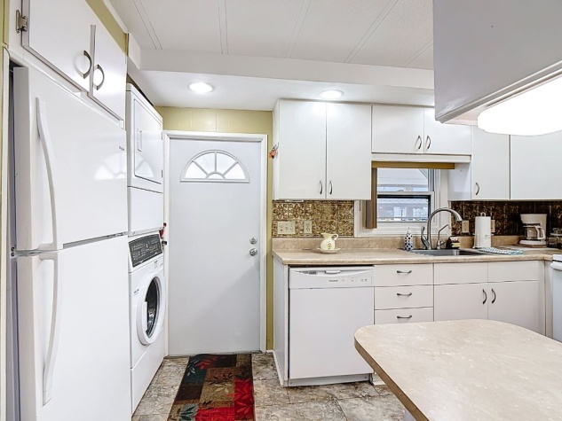 1305 Arizona Avenue, Frostproof, Florida 33843, 2 Bedrooms Bedrooms, ,2 BathroomsBathrooms,55-Plus Mobile Home,For Sale,Arizona Avenue,4289