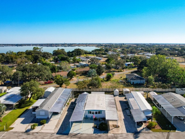 1305 Arizona Avenue, Frostproof, Florida 33843, 2 Bedrooms Bedrooms, ,2 BathroomsBathrooms,55-Plus Mobile Home,For Sale,Arizona Avenue,4289