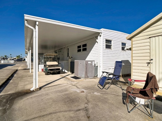 1305 Arizona Avenue, Frostproof, Florida 33843, 2 Bedrooms Bedrooms, ,2 BathroomsBathrooms,55-Plus Mobile Home,For Sale,Arizona Avenue,4289