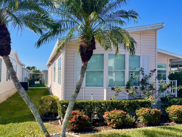 8607 27th Avenue E, Palmetto, Florida 34221, 2 Bedrooms Bedrooms, ,2 BathroomsBathrooms,55-Plus Mobile Home,For Sale,27th Avenue E,4290