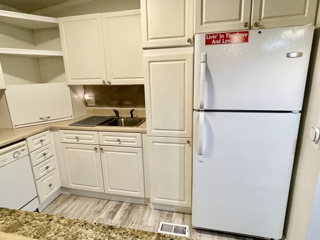 8304 Desoto Drive, Ellenton, Florida 34222, 3 Bedrooms Bedrooms, ,3 BathroomsBathrooms,55-Plus Mobile Home,For Sale,Desoto Drive,4294