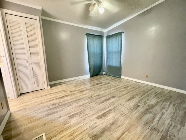 8304 Desoto Drive, Ellenton, Florida 34222, 3 Bedrooms Bedrooms, ,3 BathroomsBathrooms,55-Plus Mobile Home,For Sale,Desoto Drive,4294