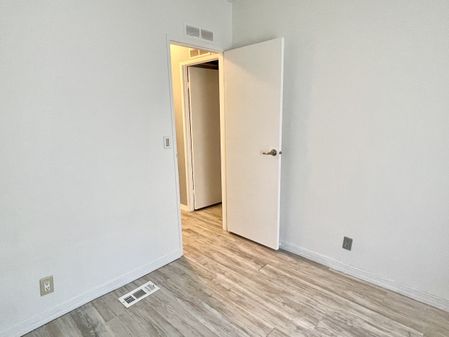 8304 Desoto Drive, Ellenton, Florida 34222, 3 Bedrooms Bedrooms, ,3 BathroomsBathrooms,55-Plus Mobile Home,For Sale,Desoto Drive,4294