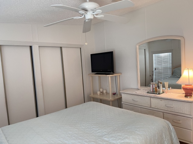 5328 Sherbourne Circle, Lot 398, Sarasota, Florida 34241, 2 Bedrooms Bedrooms, ,2 BathroomsBathrooms,55-Plus Mobile Home,For Sale,Sherbourne Circle, Lot 398,4296