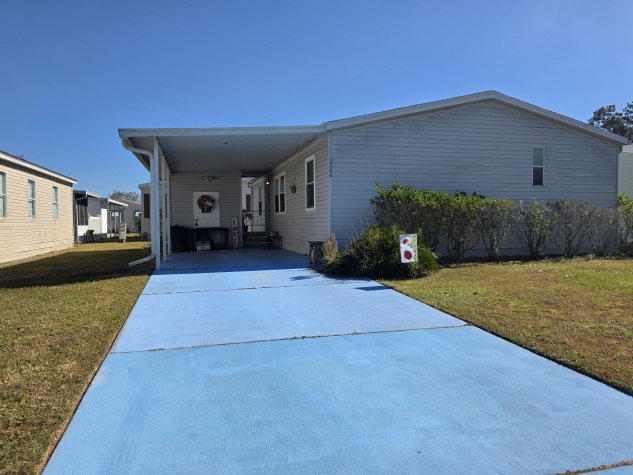 3206 Sunset Oaks Dr, Plant City, Florida 33563, 3 Bedrooms Bedrooms, ,2 BathroomsBathrooms,All - Age Mobile Home,For Sale,Sunset Oaks Dr,4300