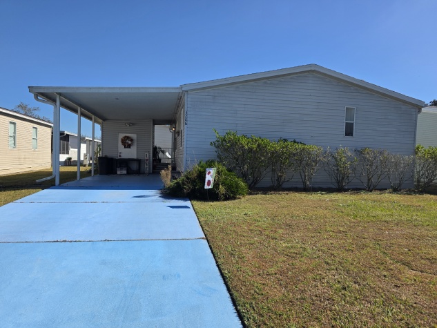 3206 Sunset Oaks Dr, Plant City, Florida 33563, 3 Bedrooms Bedrooms, ,2 BathroomsBathrooms,All - Age Mobile Home,For Sale,Sunset Oaks Dr,4300