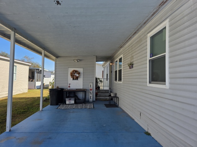 3206 Sunset Oaks Dr, Plant City, Florida 33563, 3 Bedrooms Bedrooms, ,2 BathroomsBathrooms,All - Age Mobile Home,For Sale,Sunset Oaks Dr,4300