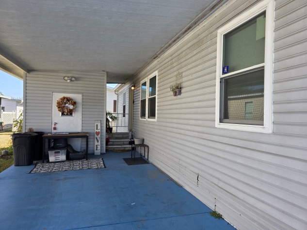 3206 Sunset Oaks Dr, Plant City, Florida 33563, 3 Bedrooms Bedrooms, ,2 BathroomsBathrooms,All - Age Mobile Home,For Sale,Sunset Oaks Dr,4300