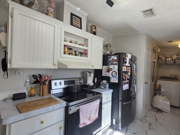 3206 Sunset Oaks Dr, Plant City, Florida 33563, 3 Bedrooms Bedrooms, ,2 BathroomsBathrooms,All - Age Mobile Home,For Sale,Sunset Oaks Dr,4300