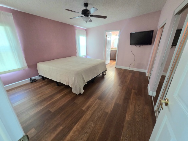 8605 27th Avenue E, Palmetto, Florida 34221, 2 Bedrooms Bedrooms, ,2 BathroomsBathrooms,55-Plus Mobile Home,For Sale,27th Avenue E,4303