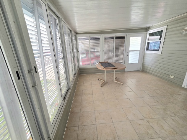 8605 27th Avenue E, Palmetto, Florida 34221, 2 Bedrooms Bedrooms, ,2 BathroomsBathrooms,55-Plus Mobile Home,For Sale,27th Avenue E,4303