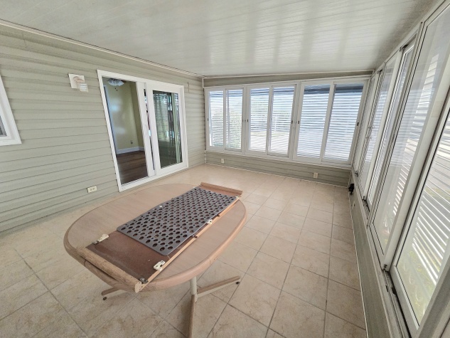 8605 27th Avenue E, Palmetto, Florida 34221, 2 Bedrooms Bedrooms, ,2 BathroomsBathrooms,55-Plus Mobile Home,For Sale,27th Avenue E,4303