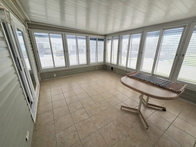 8605 27th Avenue E, Palmetto, Florida 34221, 2 Bedrooms Bedrooms, ,2 BathroomsBathrooms,55-Plus Mobile Home,For Sale,27th Avenue E,4303