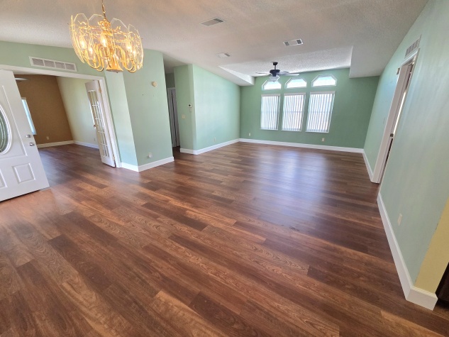 8605 27th Avenue E, Palmetto, Florida 34221, 2 Bedrooms Bedrooms, ,2 BathroomsBathrooms,55-Plus Mobile Home,For Sale,27th Avenue E,4303