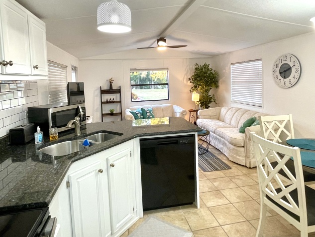 3112 Grapefruit Ln, Ellenton, Florida 34222, 2 Bedrooms Bedrooms, ,2 BathroomsBathrooms,55-Plus Mobile Home,For Sale,Grapefruit Ln,4308