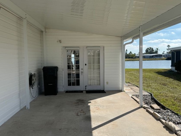 7403 Royal Crest Dr, Ellenton, Florida 34222, 3 Bedrooms Bedrooms, ,2 BathroomsBathrooms,55-Plus Mobile Home,For Sale,Royal Crest Dr,4311
