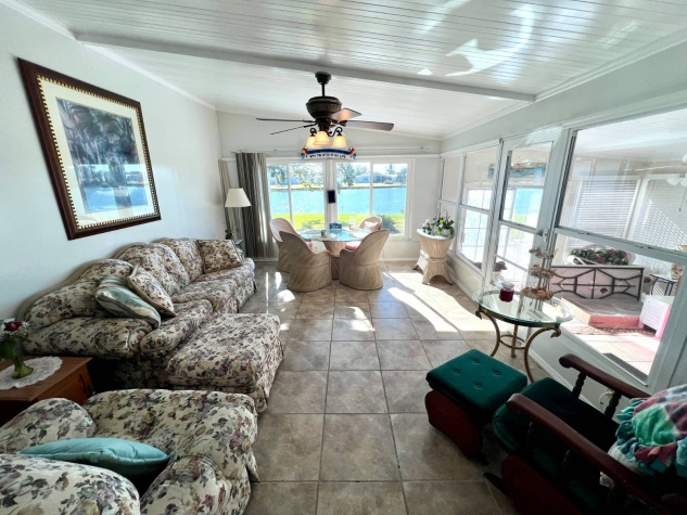 7403 Royal Crest Dr, Ellenton, Florida 34222, 3 Bedrooms Bedrooms, ,2 BathroomsBathrooms,55-Plus Mobile Home,For Sale,Royal Crest Dr,4311